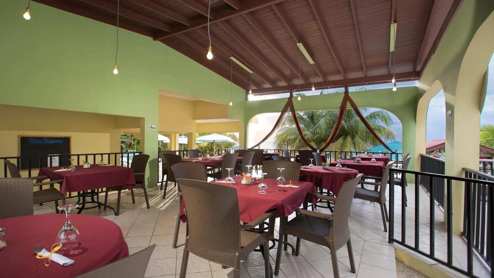 *** Hotel Rooms On The Beach Negril Jamajka