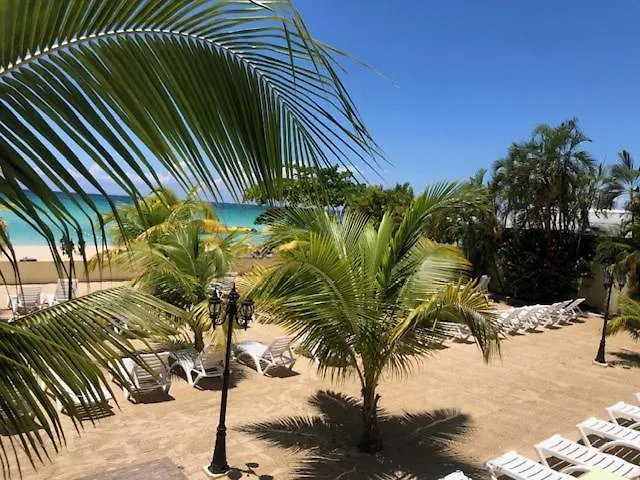 Rooms On The Beach Negril